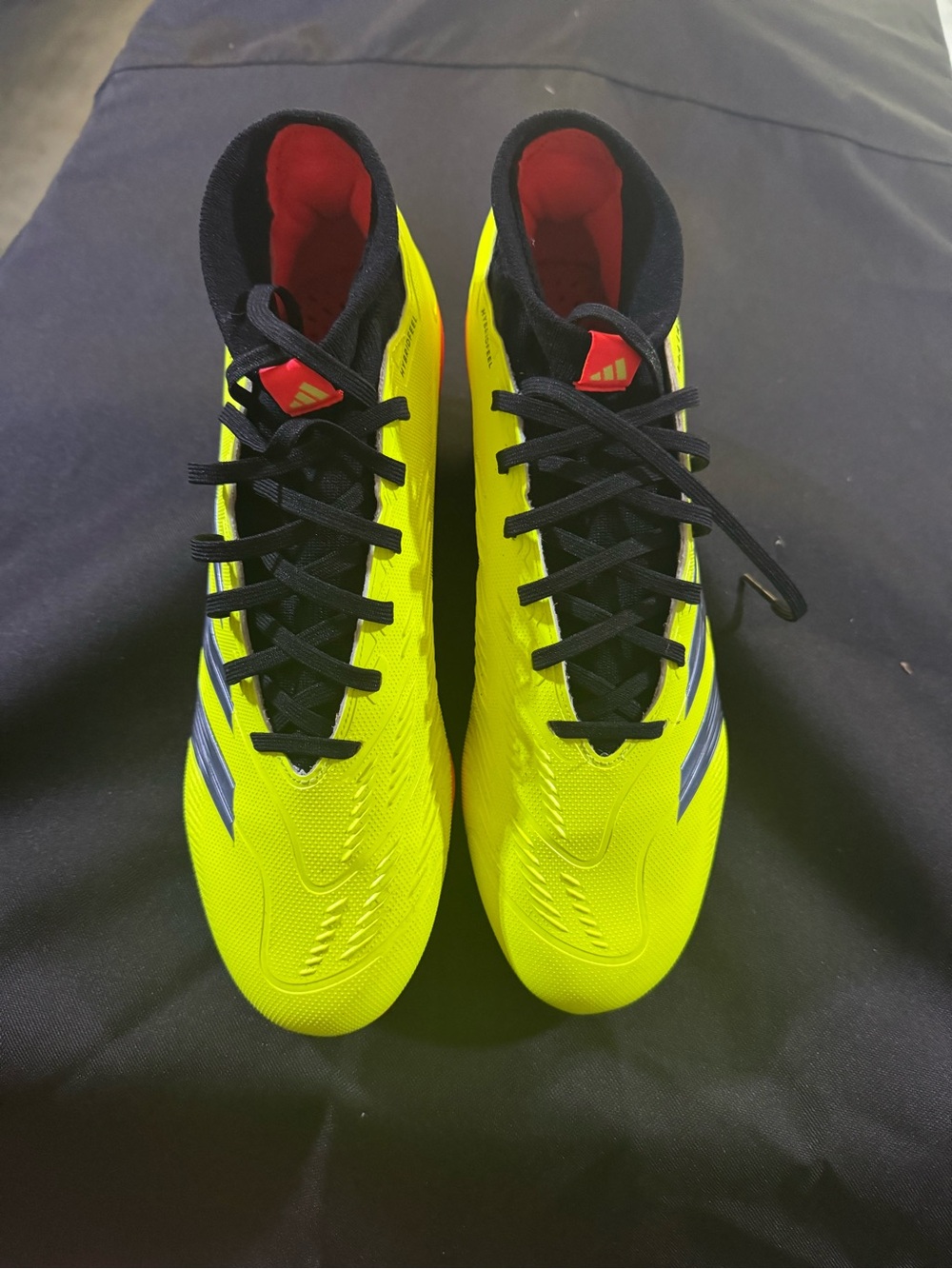 adidas Predator Soccer Cleats - Size 11.5 - Picture 2 of 4